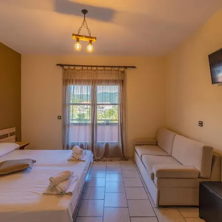 Ξενοδοχείο Natasa 3*