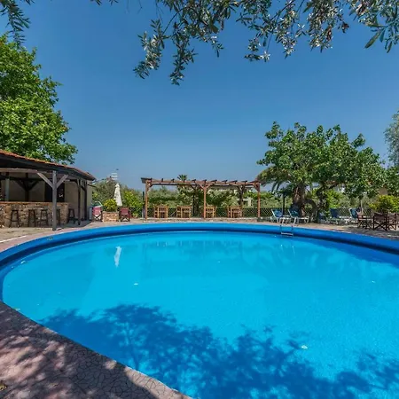 Ξενοδοχείο Natasa 3*